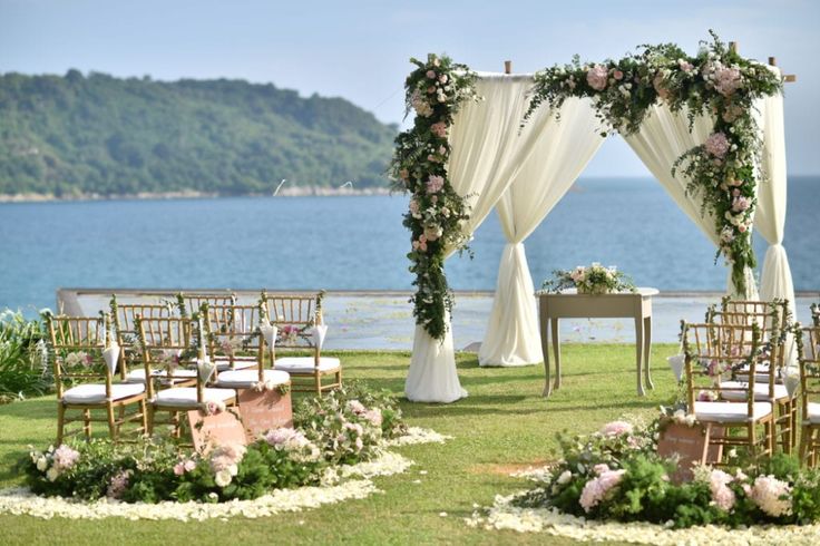 Pernikahan Outdoor vs Indoor: Mana yang Lebih Cocok untukmu?