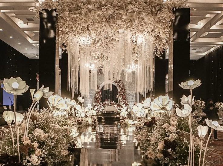 Pernikahan di Gedung: Praktis, Elegan, dan Serba Terencana