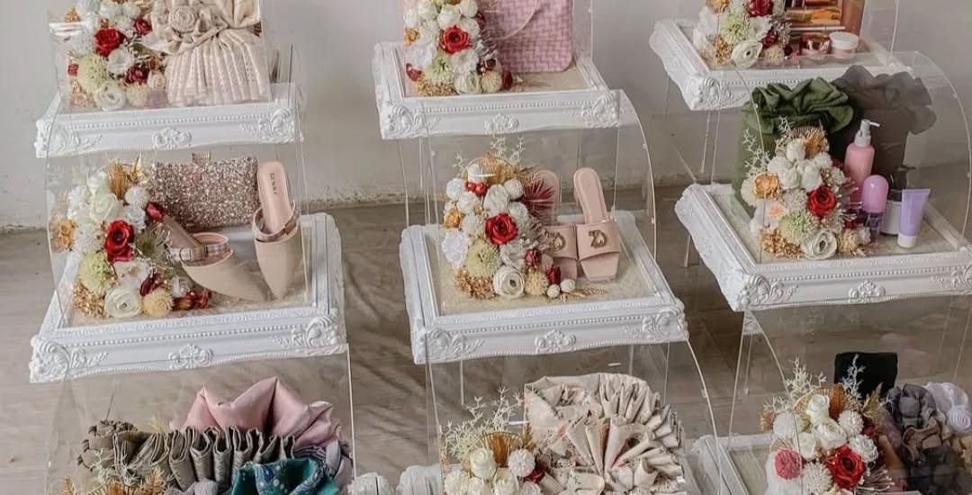 Wajib Tahu! 10 Barang Seserahan yang Paling Dicari Calon Pengantin Zaman Now
